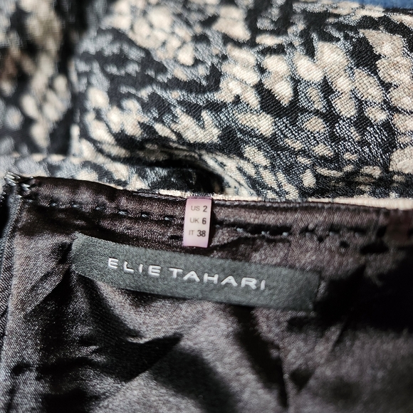 Elie Tahari Snakeskin Print Skirt Size 2 - Picture 5 of 9
